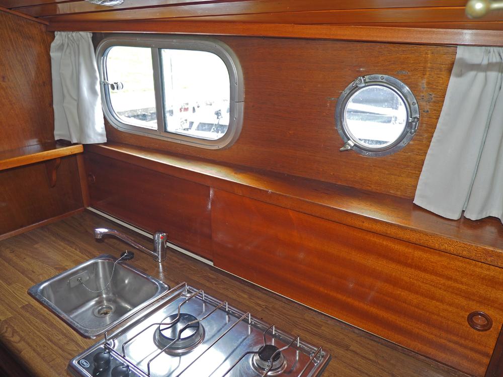 Fore ship, Accommodation